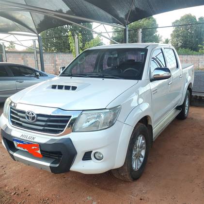 TOYOTA HILUX 3.0 SRV TOP 4X4 CD 16V TURBO INTERCOOLER DIESEL 4P AUTOMÁTICO